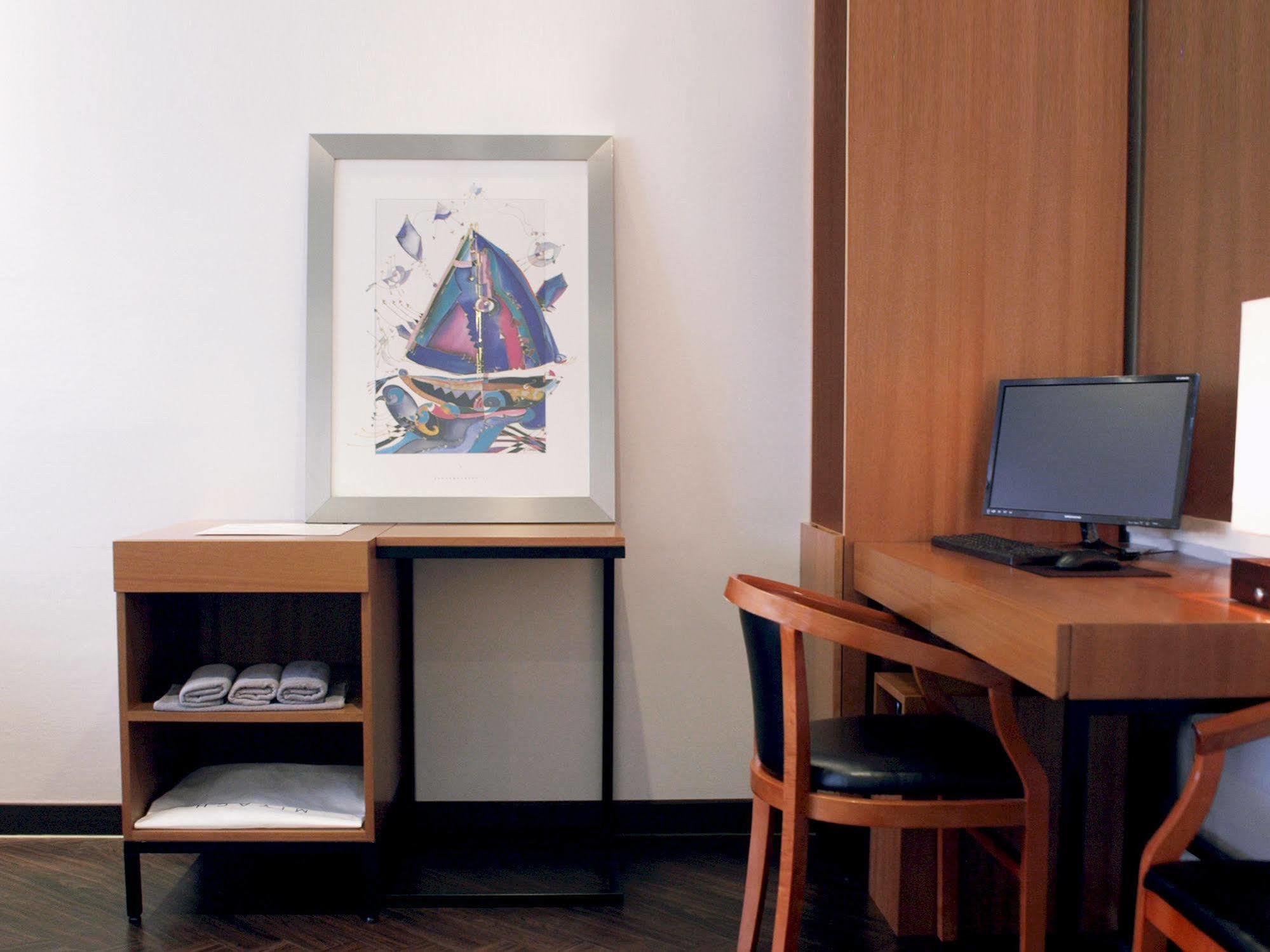 The Hotel Bon Suwon Ngoại thất bức ảnh
