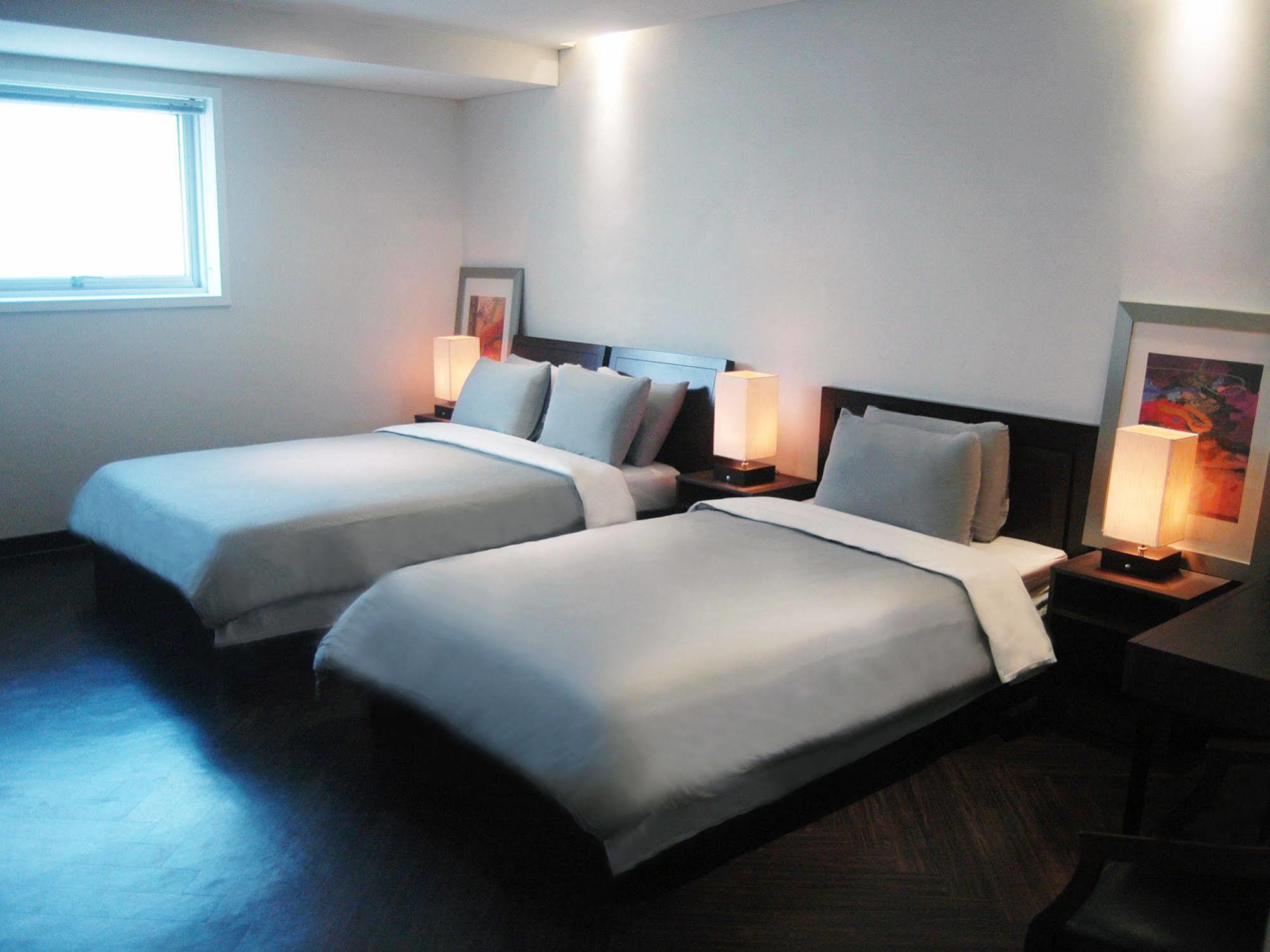 The Hotel Bon Suwon Ngoại thất bức ảnh